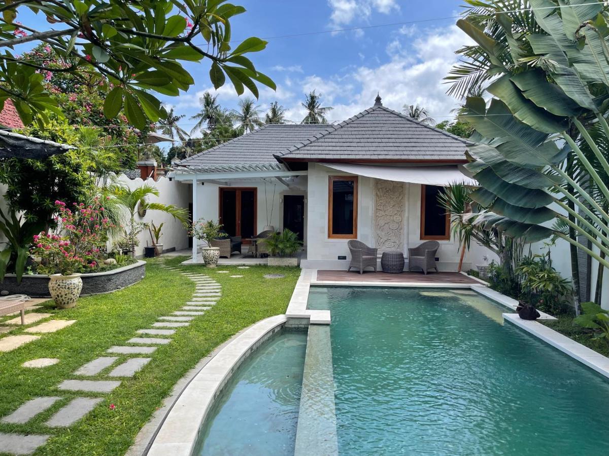 Villa Casa Shanti Deluxe 러비나 외부 사진